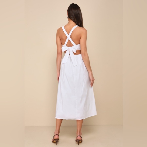 LULU’S Strolling Sicily White Pleated Backless Midi Dress With Pockets - Picture 3 of 5